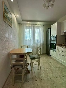 Продается 1-комн. квартира, 84 м²