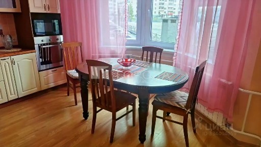 Сдается 2-комн. квартира, 65 м²