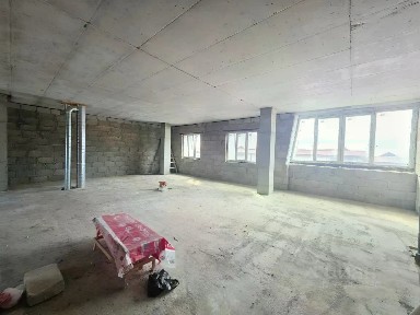 Продается 4-комн. квартира, 125 м²