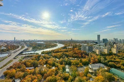 Продается 3-комн. квартира, 107 м²