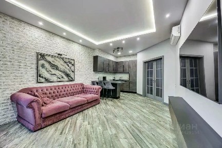 Продаются 3-комн. апартаменты, 93 м²