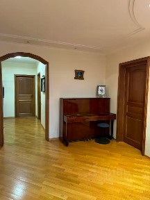 Продается 4-комн. квартира, 99,6 м²