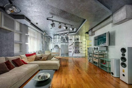 Продается 3-комн. квартира, 120 м²