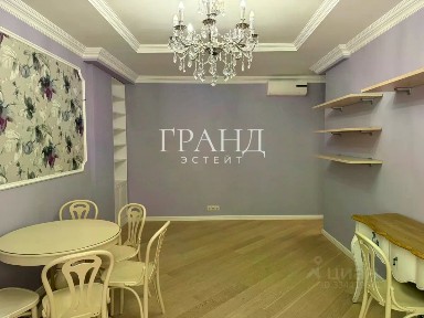 Продается 2-комн. квартира, 64 м²