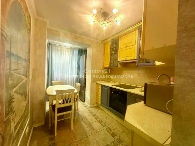 Продается 50% квартиры, 38/27/6 м²