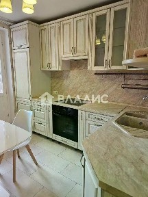 Продается 4-комн. квартира, 87,7 м²