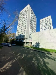 Продается 2-комн. квартира, 55,7 м²