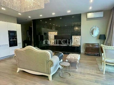 Продается 2-комн. квартира, 82,8 м²