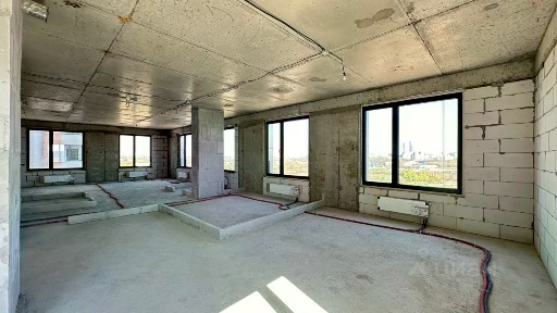 Продается 5-комн. квартира, 144,5 м²