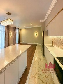 Продаются 3-комн. апартаменты, 67,8 м²