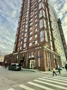 Продается 3-комн. квартира, 104,8 м²