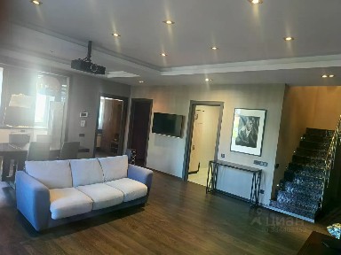 Сдается 3-этажный таунхаус, 220 м²