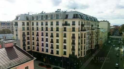 Продается 4-комн. квартира, 133 м²