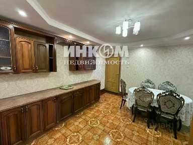 Продается 2-этажный коттедж, 325,5 м²