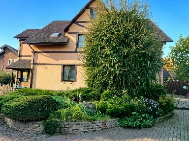Продается 3-этажный коттедж, 357 м²