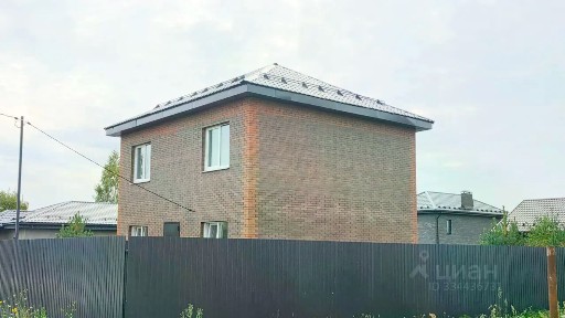 Продается 2-этажный дом, 109 м²