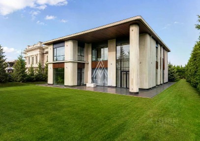 Продается 2-этажный дом, 1 050 м²