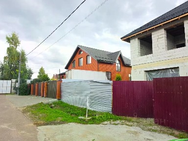 Продается 2-этажный дом, 520 м²