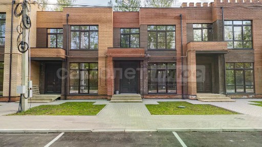 Продается 2-этажный таунхаус, 150 м²