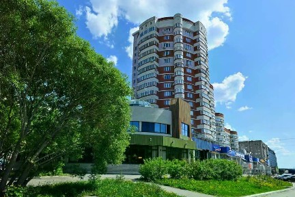 Продается 4-комн. квартира, 135 м²