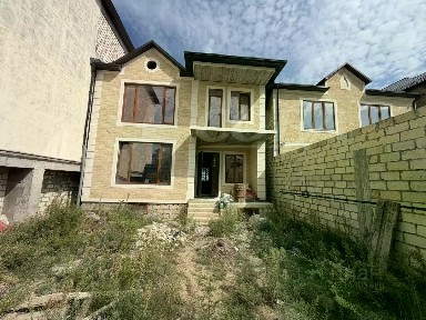 Продается 2-этажный дом, 281 м²