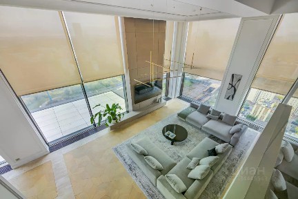 Продаются 5-комн. апартаменты, 310 м²