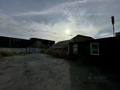 Сдается 2-этажный дом, 264 м²