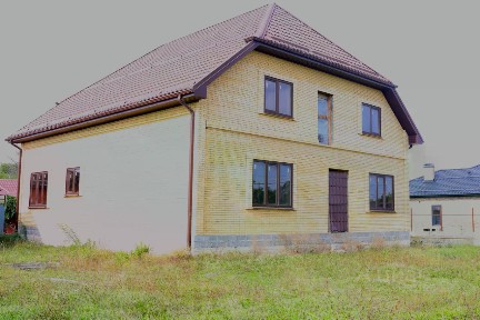 Продается 2-этажный дом, 260 м²