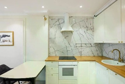Продается 1-комн. квартира, 50 м²