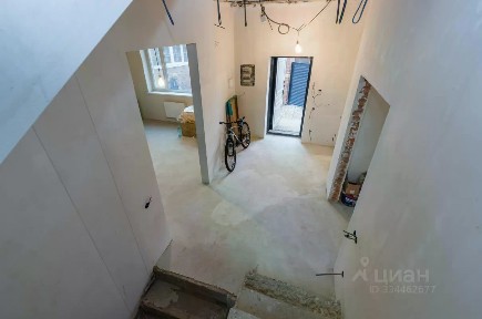 Продается 2-этажный дом, 180 м²