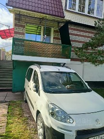 Продается 3-этажный дом, 100 м²