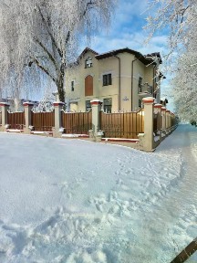 Продается 3-этажный дом, 450 м²