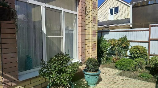 Продается 2-этажный дом, 1 118 м²