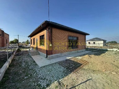 Продается 1-этажный дом, 94 м²