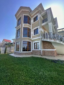 Продается 3-этажный дом, 391 м²