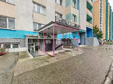 Новосибирская область, Новосибирск, р-н Первомайский, мкр. КСМ, ул. Одоевского, 1/9