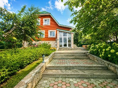 Продается 3-этажный дом, 270,1 м²