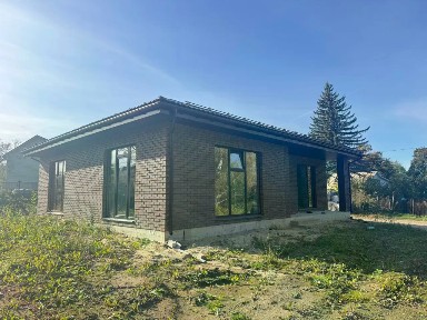 Продается 1-этажный дом, 107 м²