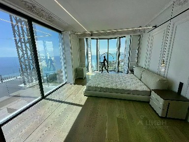 Продается 2-комн. квартира, 115 м²