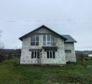 Продается 2-этажный дом, 200 м²