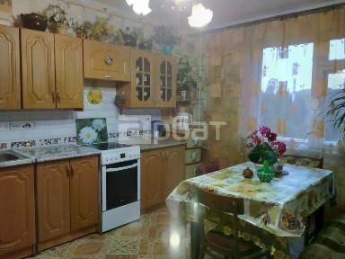 Продается 4-комн. квартира, 71,3 м²