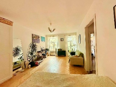 Продается 1-комн. квартира, 43 м²