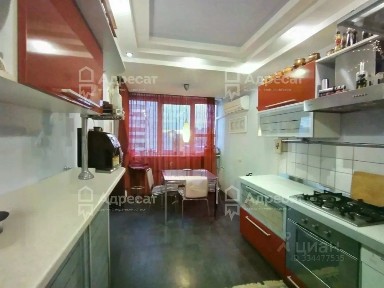 Продается 5-комн. квартира, 111,7 м²