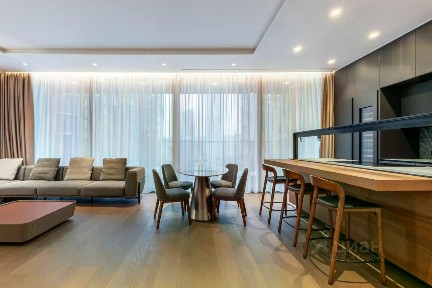 Сдается 4-комн. квартира, 144,2 м²