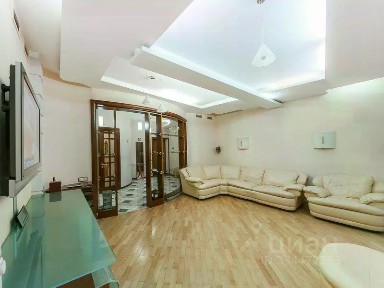 Сдается 3-комн. квартира, 120 м²