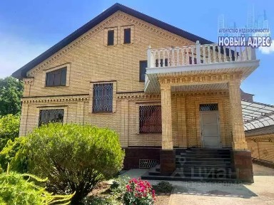 Ставропольский край, Георгиевск, ул. Гагарина, 1