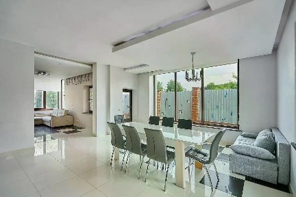 Сдается 2-этажный дом, 150 м²
