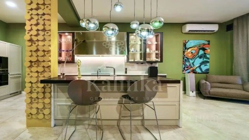 Сдается 3-этажный таунхаус, 360 м²