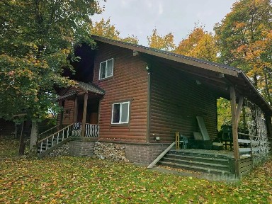 Сдается 2-этажный коттедж, 200 м²