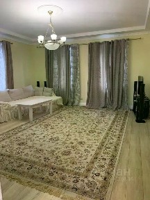 Сдается 2-этажный дом, 180 м²